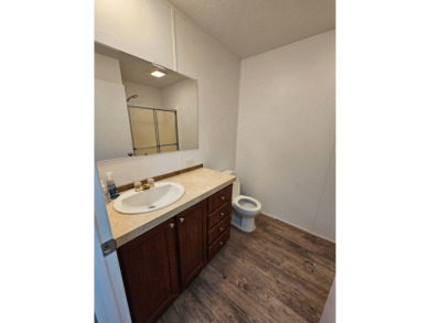 NO DAMAGES FROM HURRICANES! MOVE IN READY CONDITION! Freshly on Sabal Springs Golf and Racquet Club in Florida - for sale on GolfHomes.com, golf home, golf lot