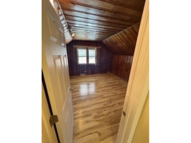 Welcome home to this super charming 3 bedroom, 2 bath home on Stony Creek Golf Course in Illinois - for sale on GolfHomes.com, golf home, golf lot