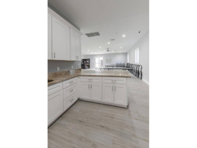 NO DAMAGES FROM HURRICANES! MOVE IN READY CONDITION! Freshly on Sabal Springs Golf and Racquet Club in Florida - for sale on GolfHomes.com, golf home, golf lot