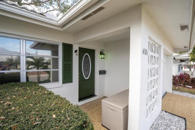 Seller is offering a 5,000 credit to buyer with accepted offer on Mainlands Golf Club in Florida - for sale on GolfHomes.com, golf home, golf lot