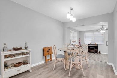 Seller is offering a 5,000 credit to buyer with accepted offer on Mainlands Golf Club in Florida - for sale on GolfHomes.com, golf home, golf lot