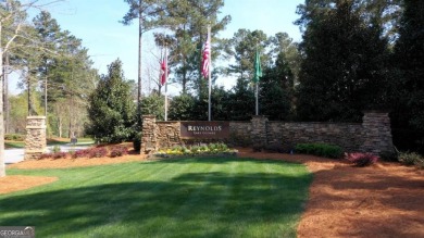 Great building site in an established neighborhood within on Reynolds Lake Oconee - The Oconee in Georgia - for sale on GolfHomes.com, golf home, golf lot