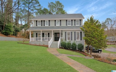 BEAUTIFUL 3BR/3.5BA home on cul-de-sac in country club community on Riverchase Country Club in Alabama - for sale on GolfHomes.com, golf home, golf lot