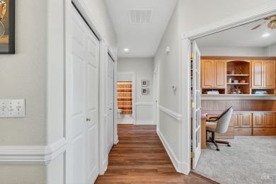 Welcome to this meticulously maintained single-level townhome on Quail Ridge Golf Course in Washington - for sale on GolfHomes.com, golf home, golf lot