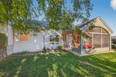 Welcome to this meticulously maintained single-level townhome on Quail Ridge Golf Course in Washington - for sale on GolfHomes.com, golf home, golf lot