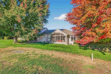 Welcome to this meticulously maintained single-level townhome on Quail Ridge Golf Course in Washington - for sale on GolfHomes.com, golf home, golf lot