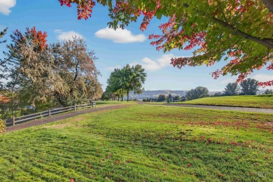 Welcome to this meticulously maintained single-level townhome on Quail Ridge Golf Course in Washington - for sale on GolfHomes.com, golf home, golf lot
