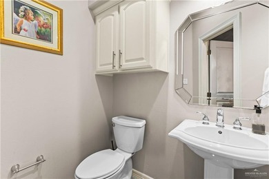 Beautiful home at Los Lagos, includes 3 bedrooms, 2 bathrooms on Los Lagos Golf Club in Texas - for sale on GolfHomes.com, golf home, golf lot