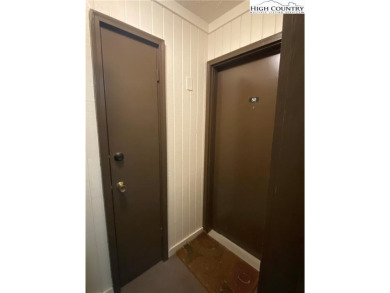Two bedroom, two bath furnished Sugar Ski Condo located just on Sugar Mountain Golf Course in North Carolina - for sale on GolfHomes.com, golf home, golf lot