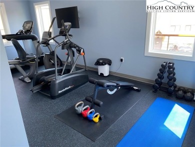 Two bedroom, two bath furnished Sugar Ski Condo located just on Sugar Mountain Golf Course in North Carolina - for sale on GolfHomes.com, golf home, golf lot