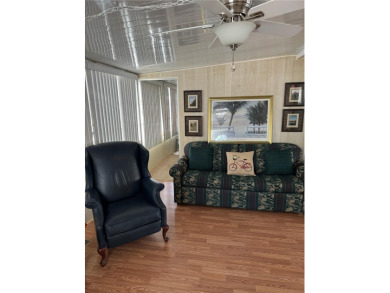 Lovely furnished 2 bedroom, 1.5 bath park model located in on Sun Air Golf Course in Florida - for sale on GolfHomes.com, golf home, golf lot