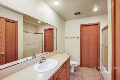 Charming home with Prime Location in McCall, backing up to the on McCall Municipal Golf Course in Idaho - for sale on GolfHomes.com, golf home, golf lot