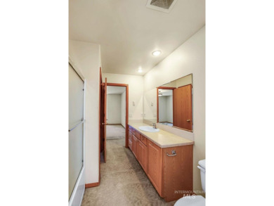Charming home with Prime Location in McCall, backing up to the on McCall Municipal Golf Course in Idaho - for sale on GolfHomes.com, golf home, golf lot