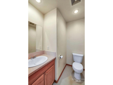 Charming home with Prime Location in McCall, backing up to the on McCall Municipal Golf Course in Idaho - for sale on GolfHomes.com, golf home, golf lot