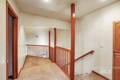 Charming home with Prime Location in McCall, backing up to the on McCall Municipal Golf Course in Idaho - for sale on GolfHomes.com, golf home, golf lot