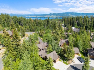 Ski-In/Ski-Out Townhome with the perfect blend of comfort and on Osprey Meadows at Tamarack Resort in Idaho - for sale on GolfHomes.com, golf home, golf lot
