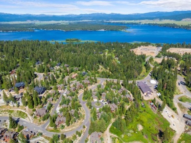 Ski-In/Ski-Out Townhome with the perfect blend of comfort and on Osprey Meadows at Tamarack Resort in Idaho - for sale on GolfHomes.com, golf home, golf lot