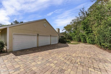 NEW ROOF!Step inside this TURN KEY 3400 Sq ft Marsh Landing CC 1 on Marsh Landing Country Club - Saint Johns County in Florida - for sale on GolfHomes.com, golf home, golf lot