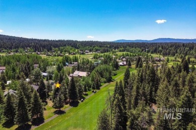 Charming home with Prime Location in McCall, backing up to the on McCall Municipal Golf Course in Idaho - for sale on GolfHomes.com, golf home, golf lot