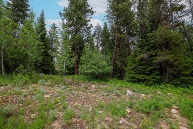 Discover your dream mountain lifestyle on this generous on Whitetail Golf Club in Idaho - for sale on GolfHomes.com, golf home, golf lot
