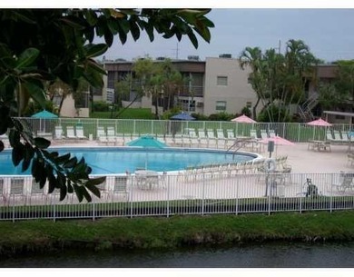 Beautiful re-done 1st floor unit in 55 plus adult community of on Kings Point Golf -Flanders Way in Florida - for sale on GolfHomes.com, golf home, golf lot