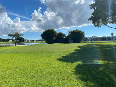 Beautiful re-done 1st floor unit in 55 plus adult community of on Kings Point Golf -Flanders Way in Florida - for sale on GolfHomes.com, golf home, golf lot