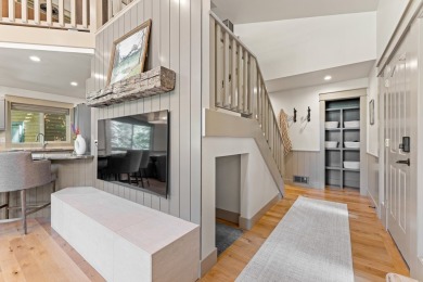 Perfect Vacation Escape - Remodeled and rarely available Golf on  in Idaho - for sale on GolfHomes.com, golf home, golf lot