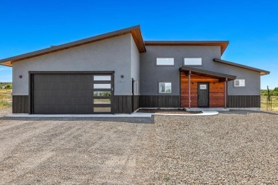 Nearly New  Full of Charm - Your Dream Home in Council, Idaho! on Council Mountain Golf Course in Idaho - for sale on GolfHomes.com, golf home, golf lot