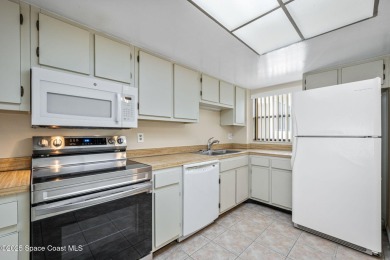 Spacious Suntree Condo- A Golfer's Dream Near the Beach! Nestled on Suntree Country Club in Florida - for sale on GolfHomes.com, golf home, golf lot