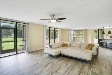 This beautiful 2-bedroom, 2-bathroom condo offers a spacious 1 on Fountains Golf and Country Club in Florida - for sale on GolfHomes.com, golf home, golf lot