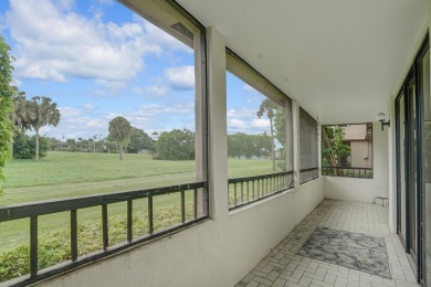 This beautiful 2-bedroom, 2-bathroom condo offers a spacious 1 on Fountains Golf and Country Club in Florida - for sale on GolfHomes.com, golf home, golf lot