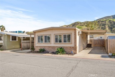 Beautifully Maintained  Upgraded Manufactured Home in Green on Green River Golf Club in California - for sale on GolfHomes.com, golf home, golf lot