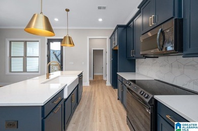 Discover luxurious living in this conveniently located 2 Bedroom on Riverchase Country Club in Alabama - for sale on GolfHomes.com, golf home, golf lot