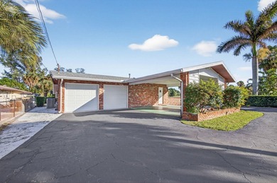 INVESTORS DREAM!! INCREDIBLE AND RARE OPPORTUNITY TO RENOVATE on Lake Worth Municipal Golf Course in Florida - for sale on GolfHomes.com, golf home, golf lot