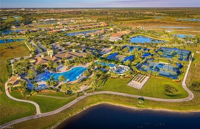 Move to Del Webb - Naples now! This lovely Cascadia has a large on Panther Run Golf Club in Florida - for sale on GolfHomes.com, golf home, golf lot