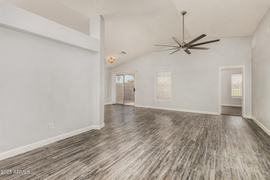 Golf Course 3 bedroom, 2 bath home with bonus room in Peoria! on Country Meadows Golf Club in Arizona - for sale on GolfHomes.com, golf home, golf lot