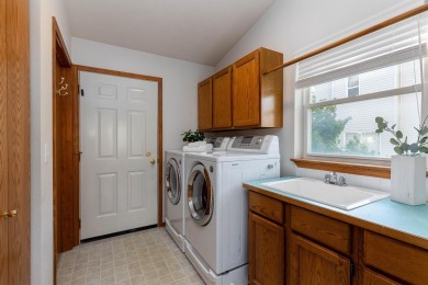 Bring your vision to this 4-bed, 3-bath rancher with a full on Meadow Wood Golf Course in Washington - for sale on GolfHomes.com, golf home, golf lot
