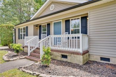 Opportunity doesn't knock-it shows up with curb appeal, fresh on Woodlake Country Club in North Carolina - for sale on GolfHomes.com, golf home, golf lot
