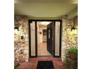 This classic Florida ranch-style home in desirable Bay Hill on Arnold Palmers Bay Hill Club and Lodge  in Florida - for sale on GolfHomes.com, golf home, golf lot
