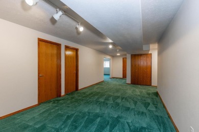 Bring your vision to this 4-bed, 3-bath rancher with a full on Meadow Wood Golf Course in Washington - for sale on GolfHomes.com, golf home, golf lot