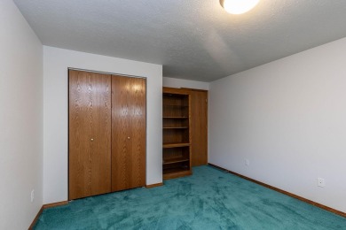 Bring your vision to this 4-bed, 3-bath rancher with a full on Meadow Wood Golf Course in Washington - for sale on GolfHomes.com, golf home, golf lot