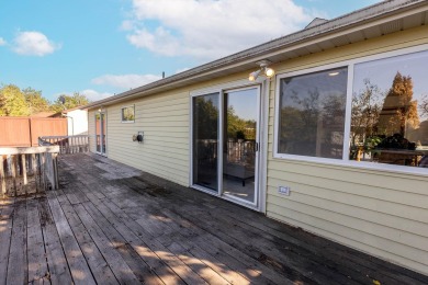 Bring your vision to this 4-bed, 3-bath rancher with a full on Meadow Wood Golf Course in Washington - for sale on GolfHomes.com, golf home, golf lot