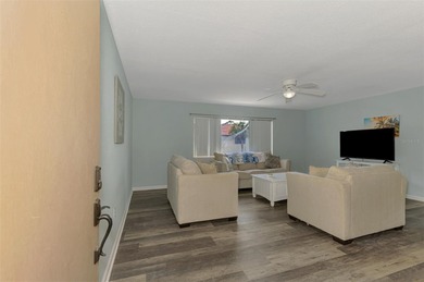 WELCOME TO YOUR PERFECT SLICE OF PARADISE ON BEAUTIFUL VENICE on Lake Venice Golf Club in Florida - for sale on GolfHomes.com, golf home, golf lot