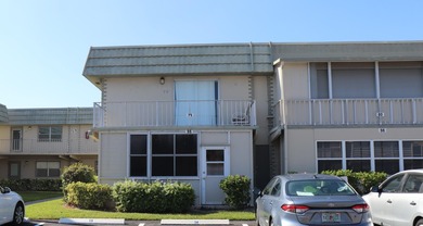 Opportunity knocks in Kings Point Resort! This 1-bedroom, 1 on Kings Point Golf -Flanders Way in Florida - for sale on GolfHomes.com, golf home, golf lot