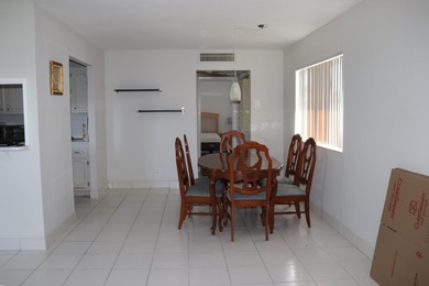 Opportunity knocks in Kings Point Resort! This 1-bedroom, 1 on Kings Point Golf -Flanders Way in Florida - for sale on GolfHomes.com, golf home, golf lot