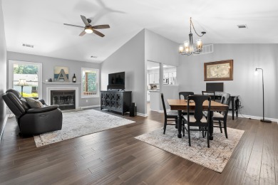 Lovely Lakes of Woodbridge condo. Two bedroom, two full bath in on The Moors Golf Club in Michigan - for sale on GolfHomes.com, golf home, golf lot