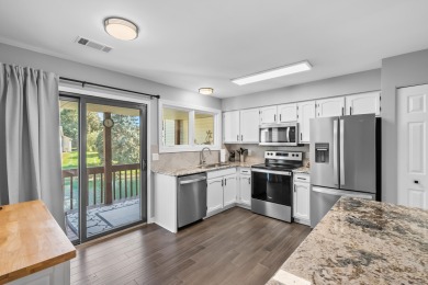 Lovely Lakes of Woodbridge condo. Two bedroom, two full bath in on The Moors Golf Club in Michigan - for sale on GolfHomes.com, golf home, golf lot