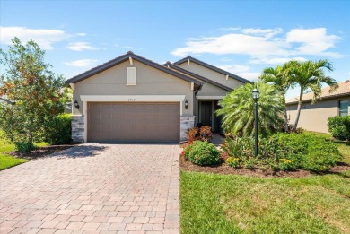 LOCATION, LOCATION, LOCATION! The saying holds true when it on Ritz-Carlton Members Golf Club in Florida - for sale on GolfHomes.com, golf home, golf lot