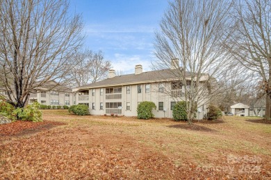 Welcome to effortless living in the sought-after Cloisters on Asheville Municipal Golf Course in North Carolina - for sale on GolfHomes.com, golf home, golf lot