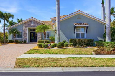One or more photo(s) has been virtually staged. Spectacular on Plantation Golf and Country Club in Florida - for sale on GolfHomes.com, golf home, golf lot